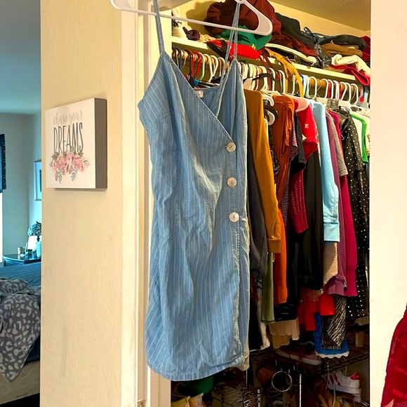 Topshop Dresses & Skirts - This dress I adored! Especially in summer!